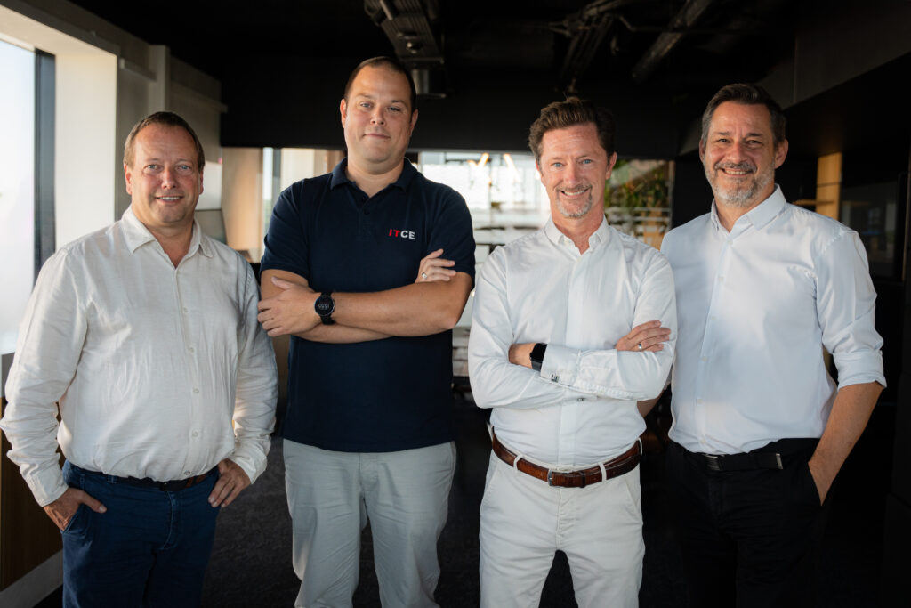 ConXioN neemt ITCE over